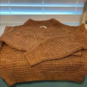 Universal Thread Women's Brown Crewneck Sweater